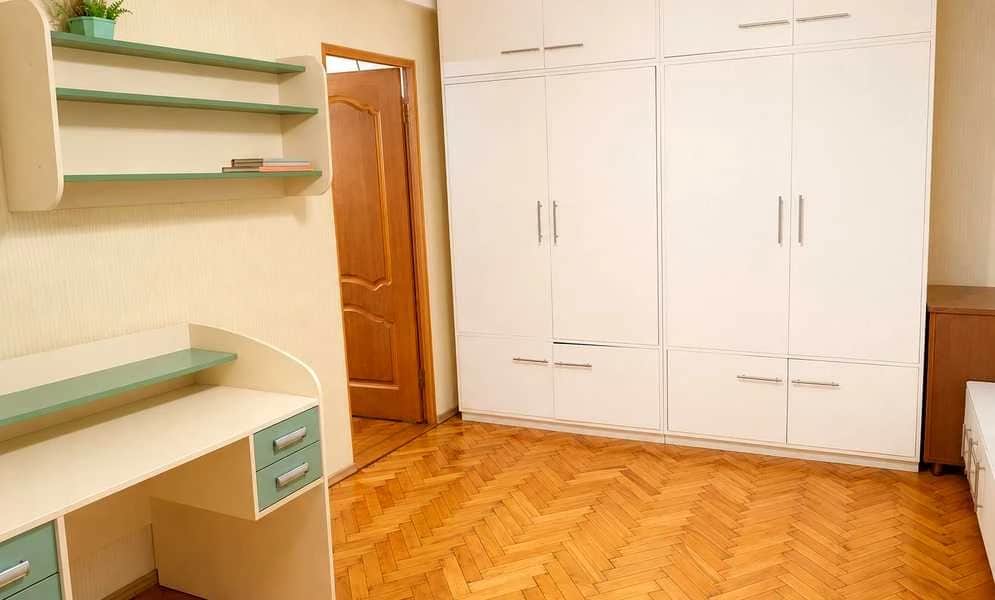 2-кімнатна квартира, Шевченківський: меблі й техніка, 20 хв до метро - фото 2