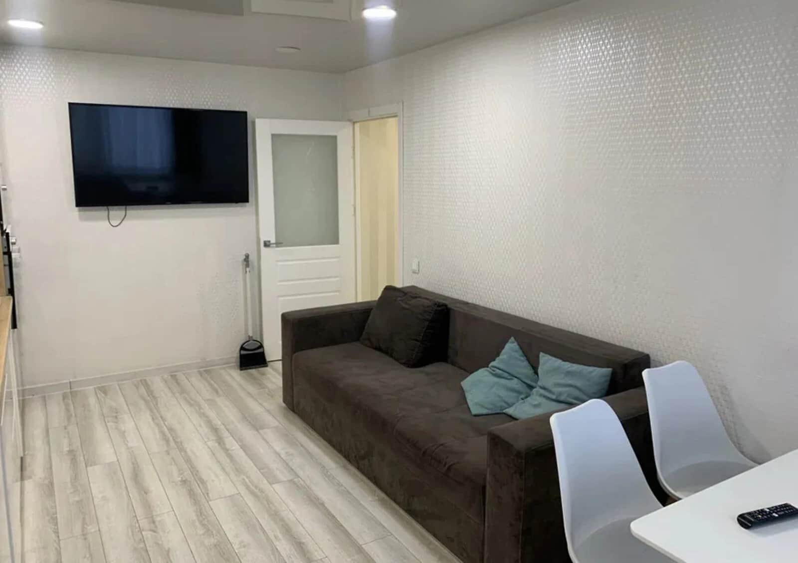 3-кімнатна квартира, Павлове Поле: метро 23 Серпня, посудомийна машина - фото 1