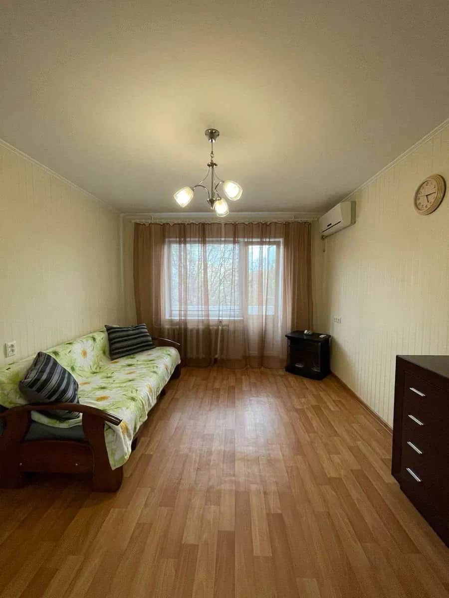 1-кімнатна квартира, Соборний: тихий двір - фото 1