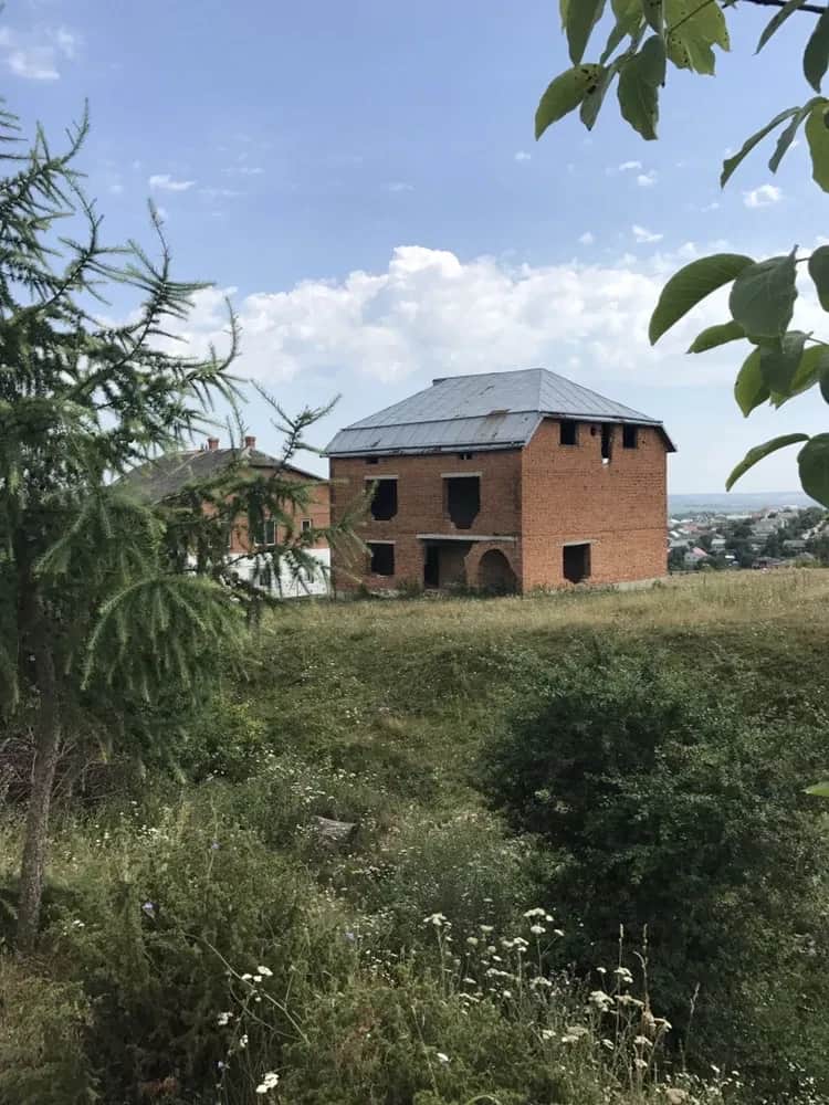 Ділянка 6 соток, Перемишляни: незакінчений будинок, ліс менше 100 м - фото 2