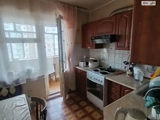 2-кімнатна квартира, Вишгородський Масив: паркомісце, балкон - фото 2