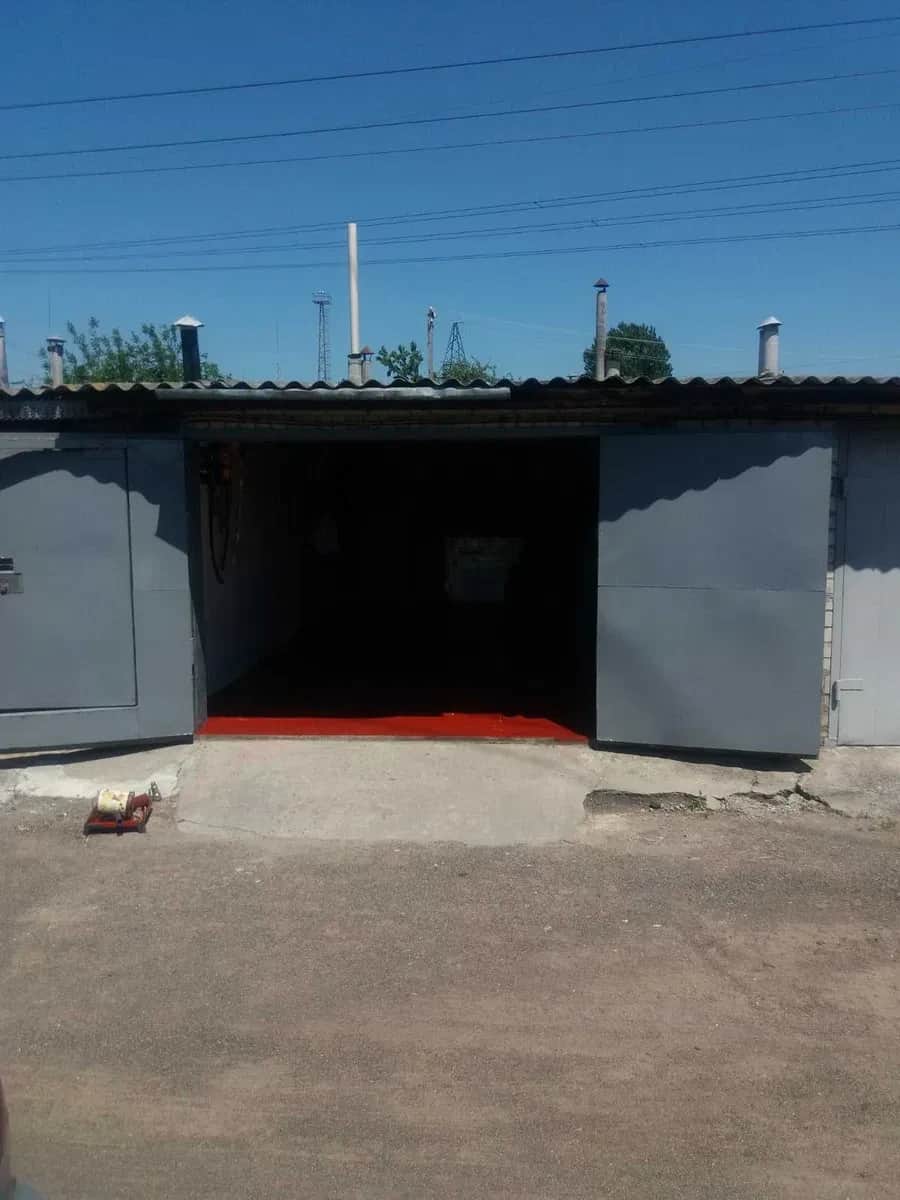 Гараж, Зелена: оглядова яма, погреби, охорона - фото 1