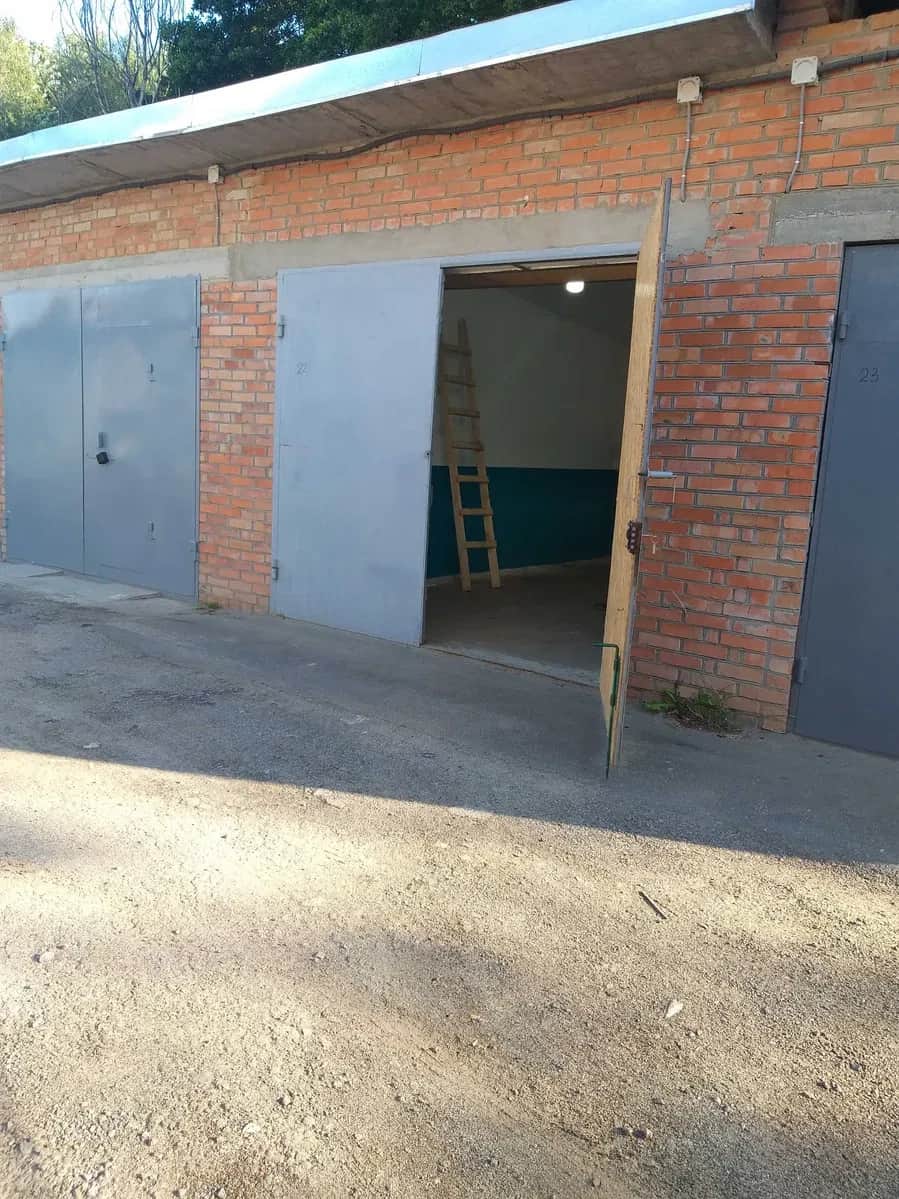 Гараж, Вінниця: для спільної оренди, висока брама, зарядка електромобілів - фото 1