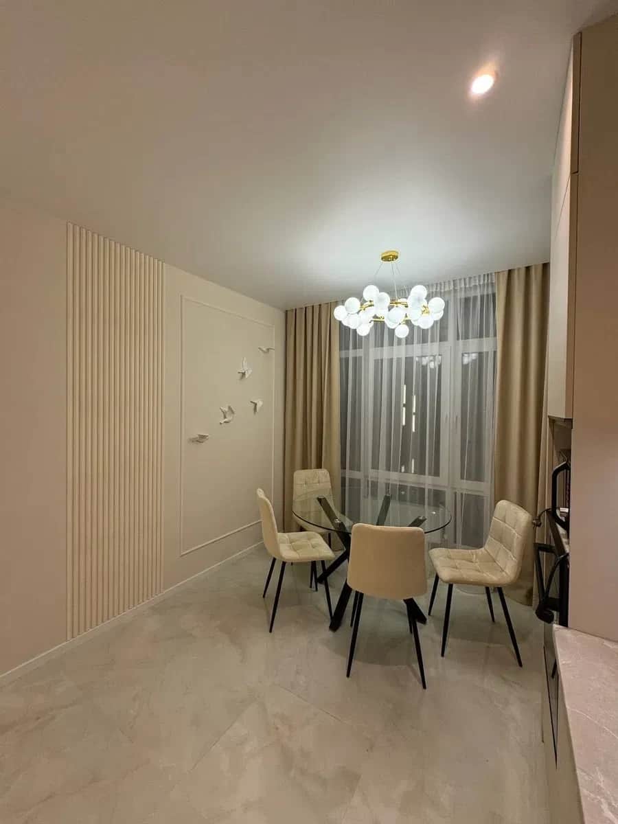 2-кімнатна квартира, Умань: авторський ремонт, нова техніка - фото 1