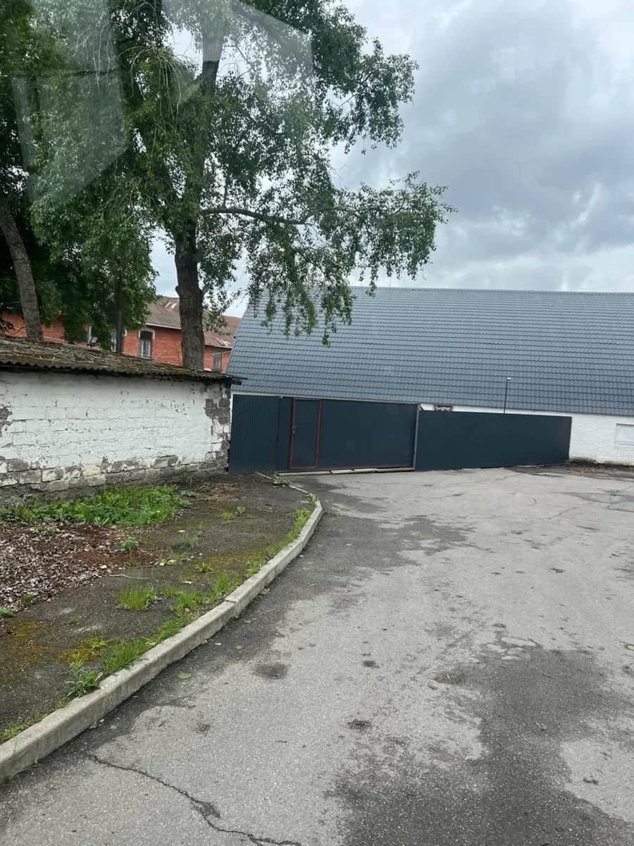 Майновий комплекс у Сквирі: склад-ангар 3000 м², центр міста - фото 2