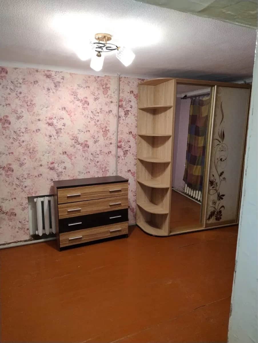 1-кімнатна квартира, Тернівський: під ремонт, шафа і комод залишаються - фото 2