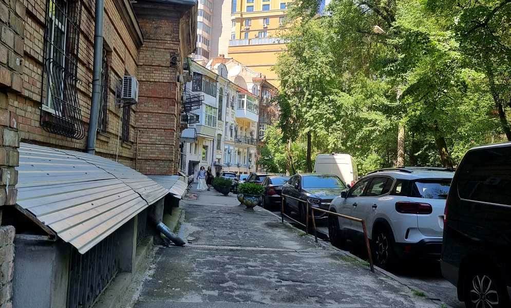 3-кімнатна квартира, Печерський: під офіс нотаріуса, тихий двір - фото 2