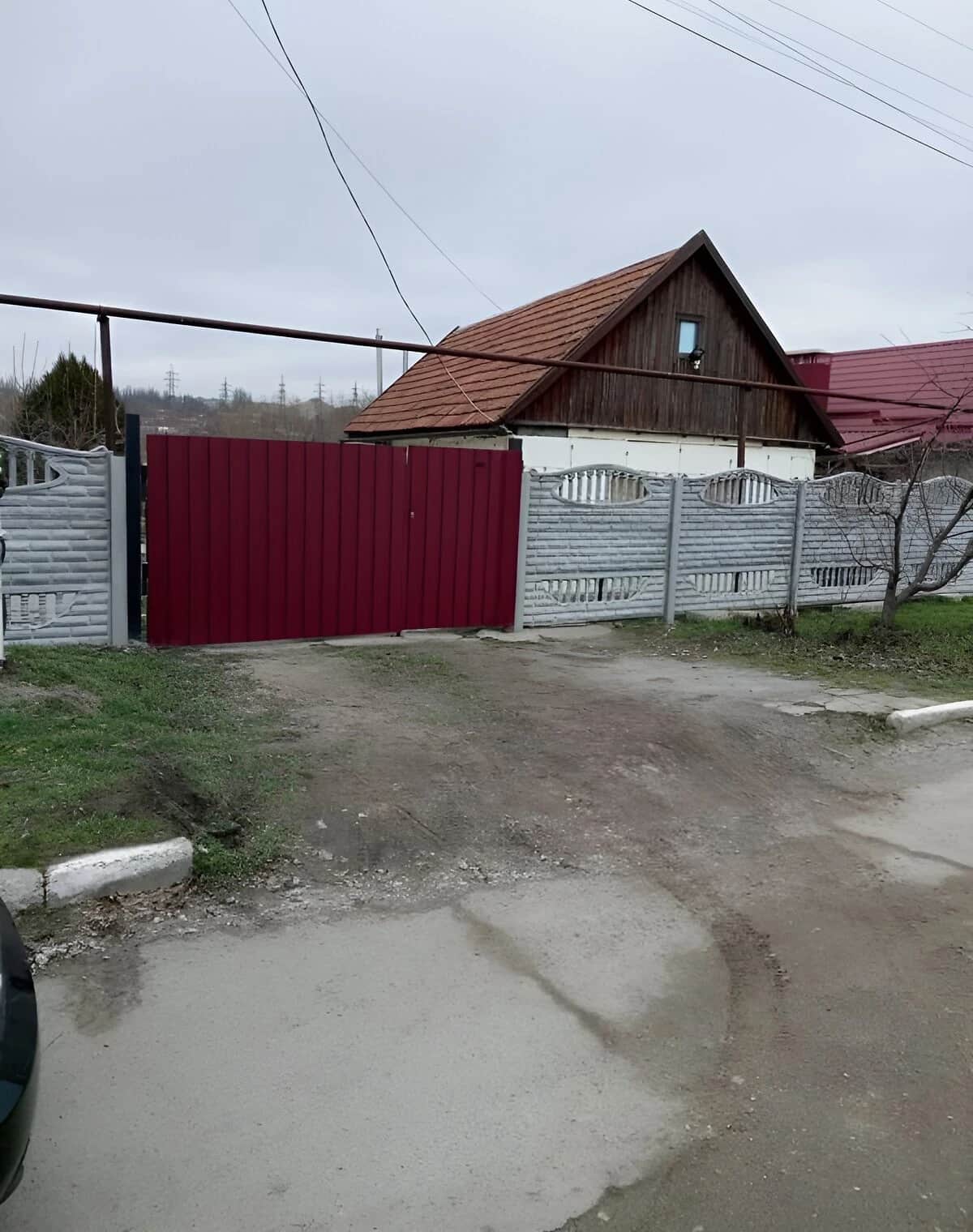 Будинок на вулиці Молочній: сад, город, підігрів підлоги - фото 1