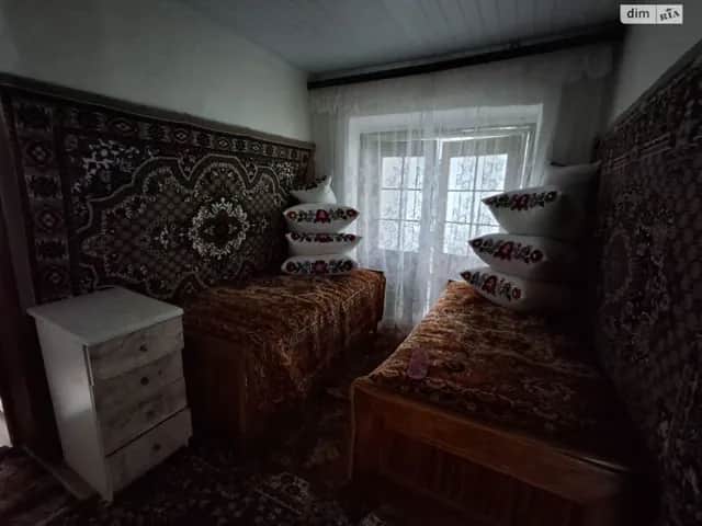 Будинок, Тайниця: 6 кімнат, цегляні стіни, металевий дах - фото 1