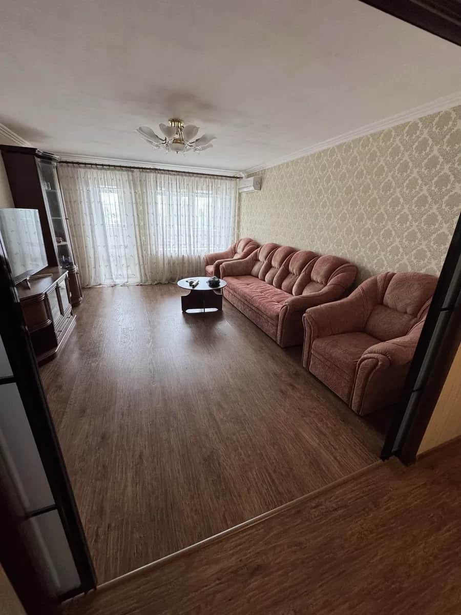 4-кімнатна квартира, Біла Церква: окремі кімнати, 2 балкони - фото 1