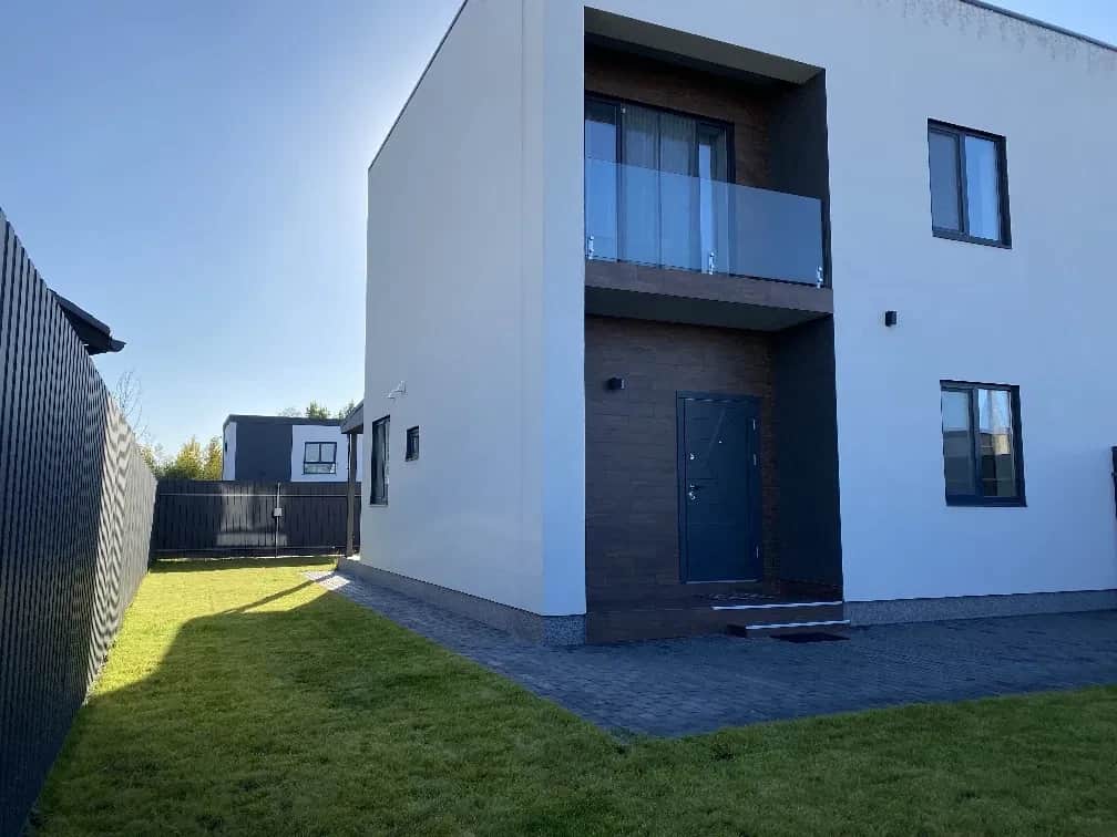 Дуплекс у ЖК дом осокор: 50 м від Osocor Beach, озеро за 1 хв пішки - фото 1