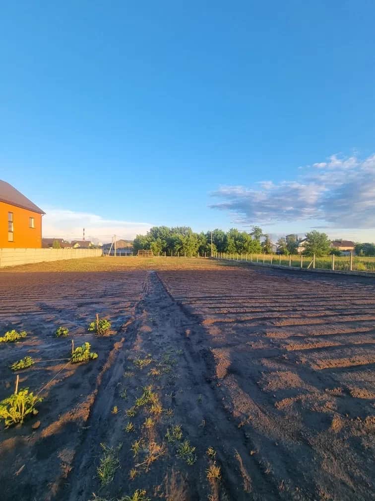 Ділянка 23 соток, Погреби: до Києва 4 км, огороджена, торг - фото 1