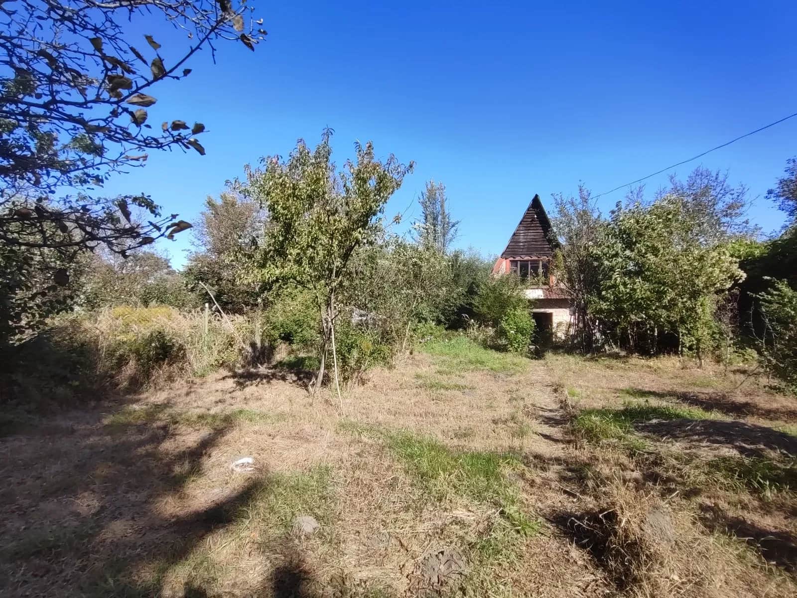 Дача, Скнилів: річка позаду, світло до будинку - фото 1
