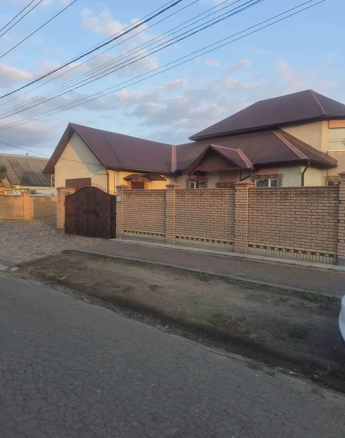 Будинок, Роздільна: гараж у прибудові, не використовувався - фото 1
