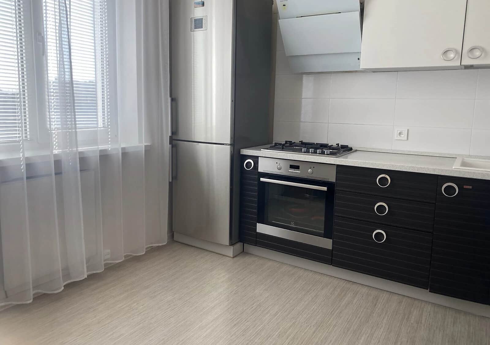 2-кімнатна квартира, Космонавтів: дизайнерський ремонт, можлива переуступка - фото 2