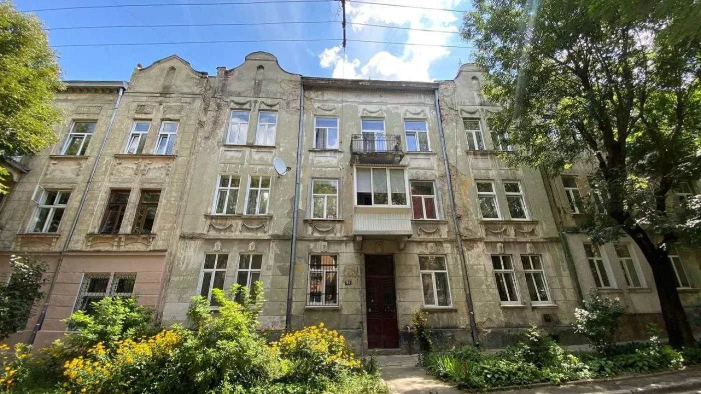 2-кімнатна квартира, Галицький: австрійський будинок, пічкове опалення - фото 2