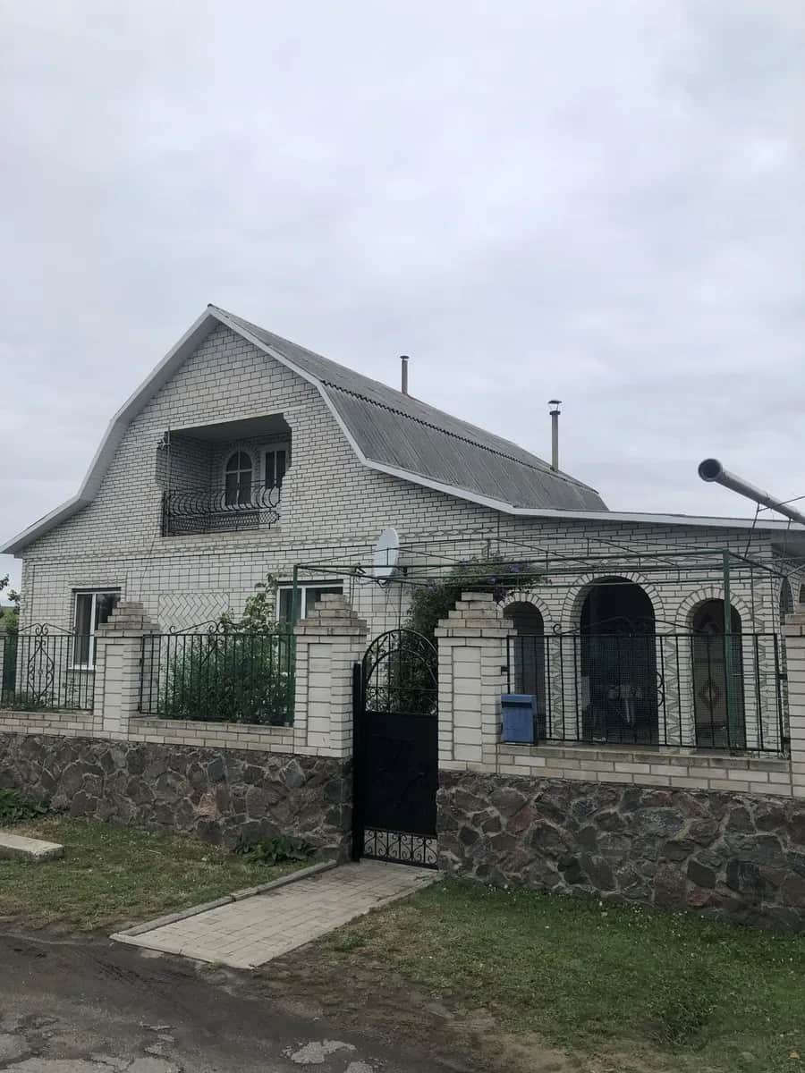 Будинок, Дубинове: 3 гаражі, другий будинок, вихід до річки - фото 1