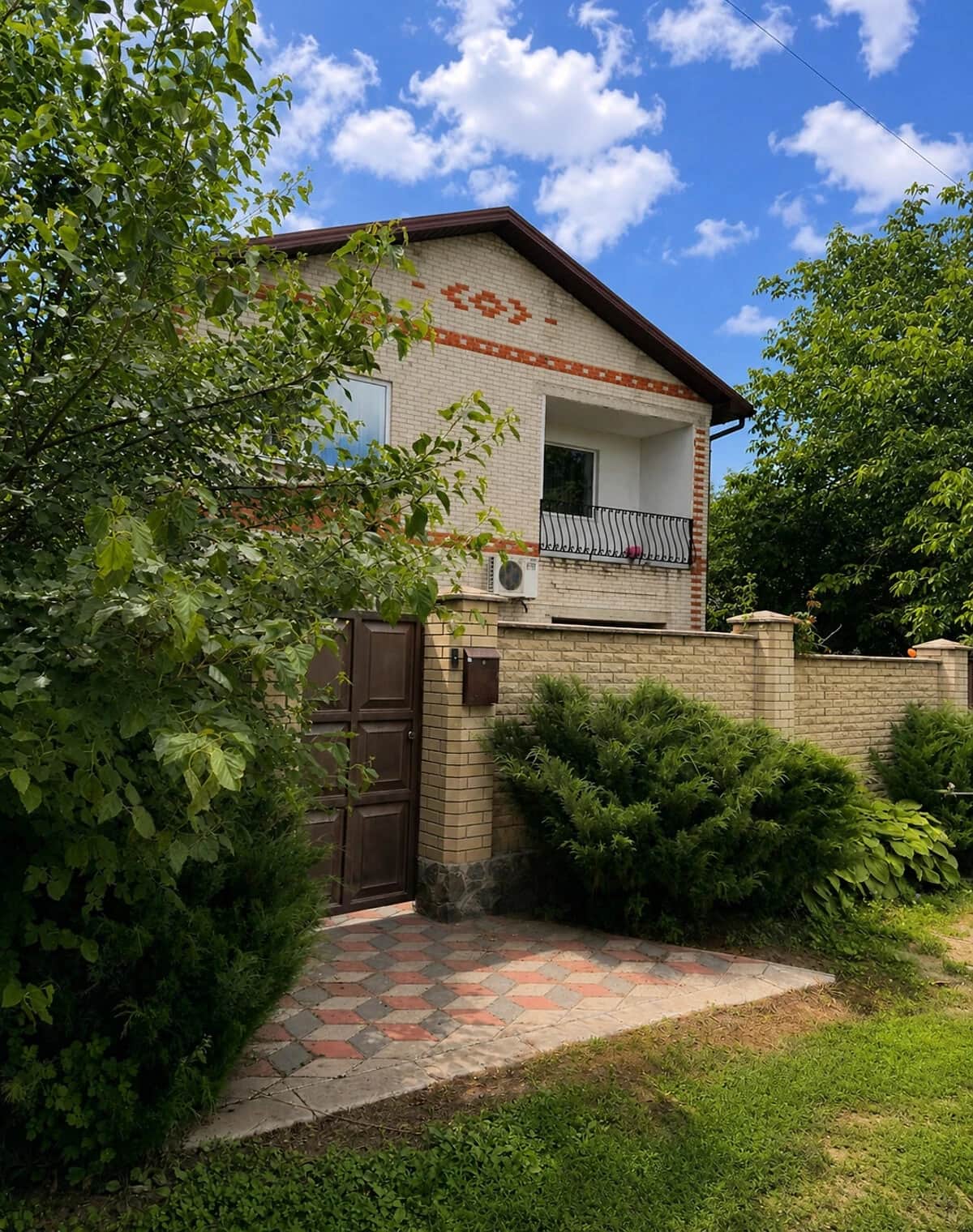 Будинок, Охтирка: гараж, 10 соток, єВідновлення - фото 1