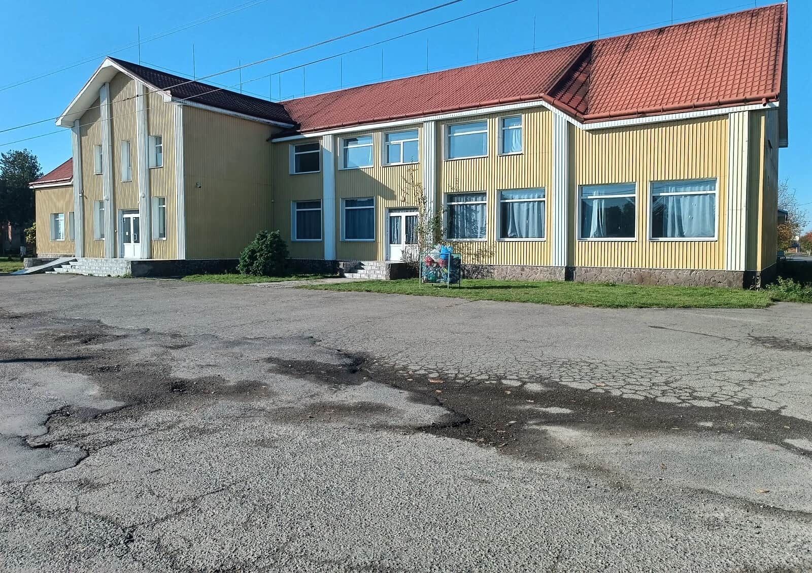 Комерційне приміщення, Підвиноградів: торг можливий, оренда частинами - фото 2