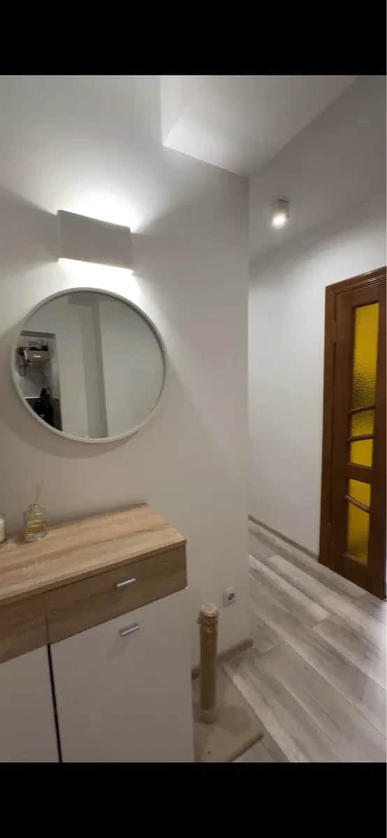 2-кімнатна квартира, Чернівці: заходиш і живеш, частково з меблями - фото 2