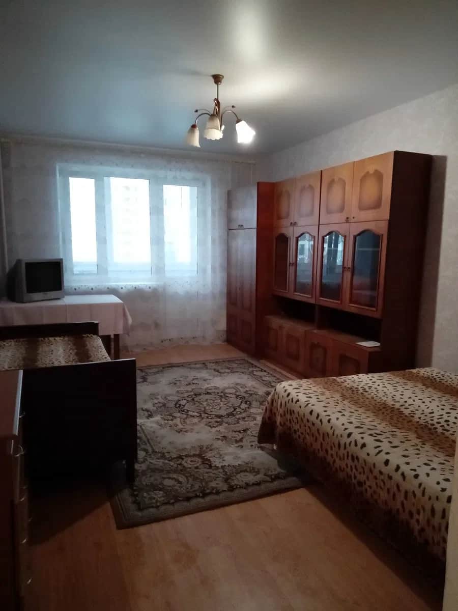 1-кімнатна квартира, Дарницький: метро Харківська 5 хв пішки, після ремонту - фото 1