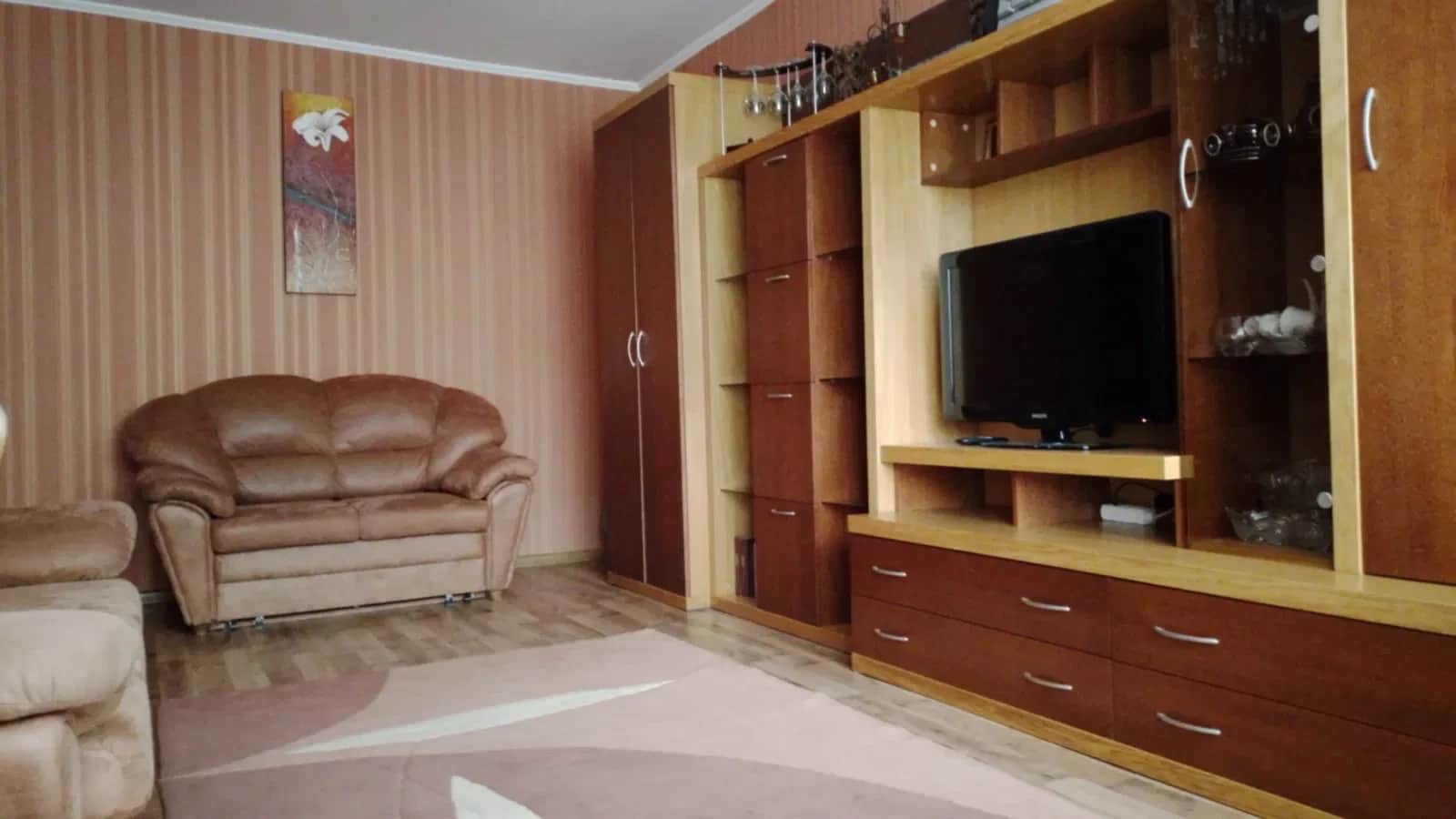 3-кімнатна квартира, Поляна: резервне живлення, паркування, бювет за 2 хв - фото 2