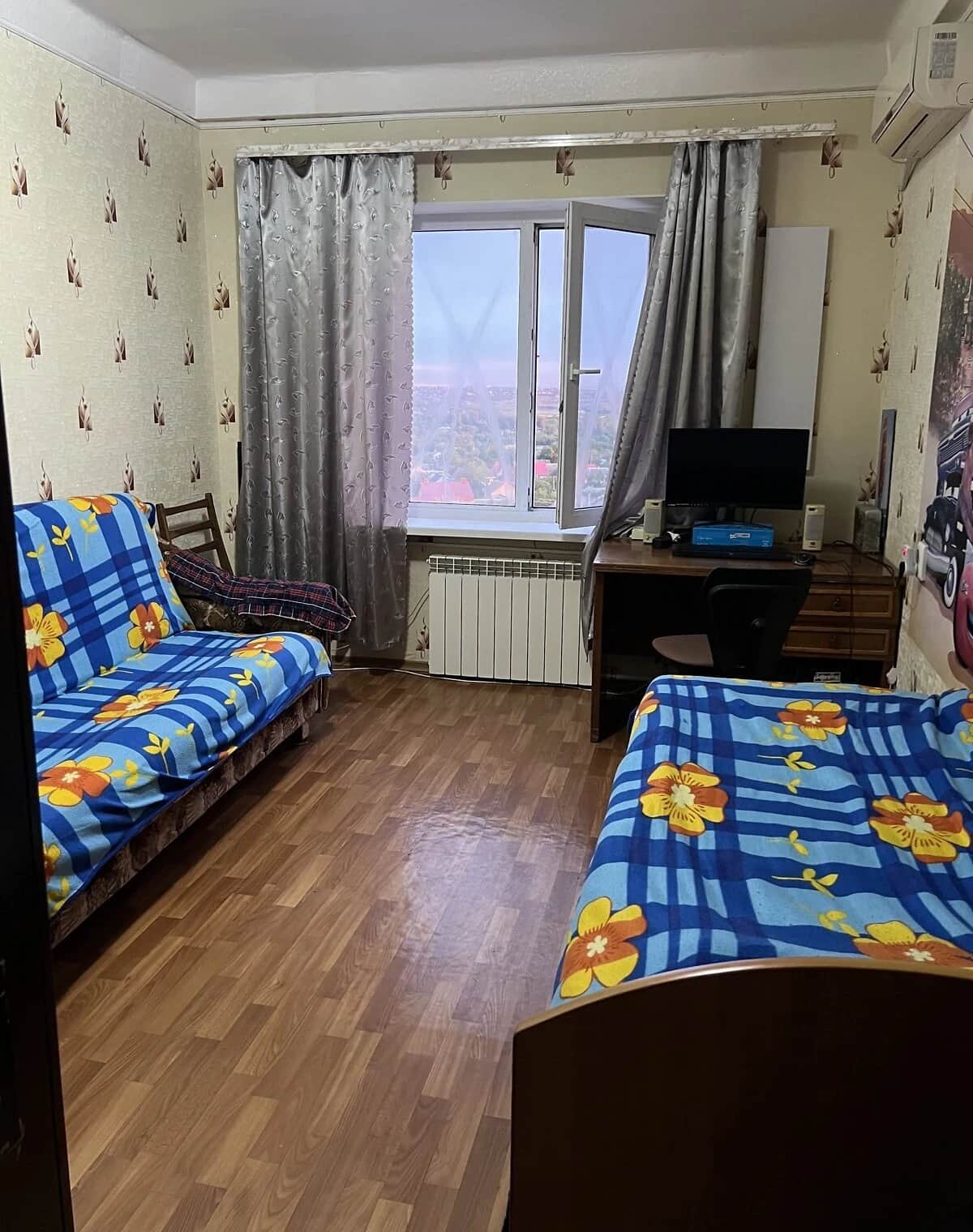 2-кімнатна квартира, Комунарський: 2 ліжка, без маленьких дітей - фото 1