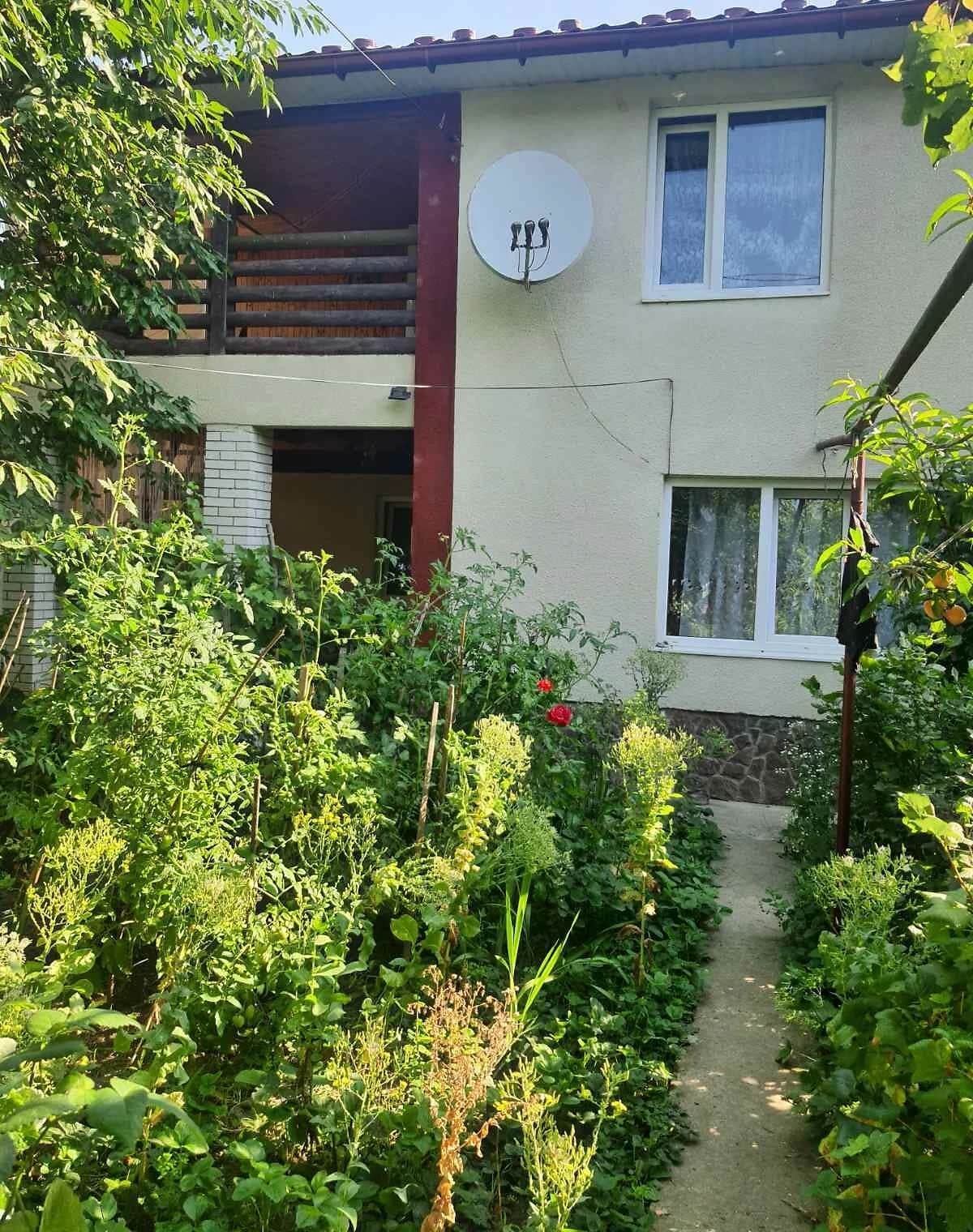 Будинок, Заліщики: 6 кімнат, 2 поверхи, торг можливий - фото 2