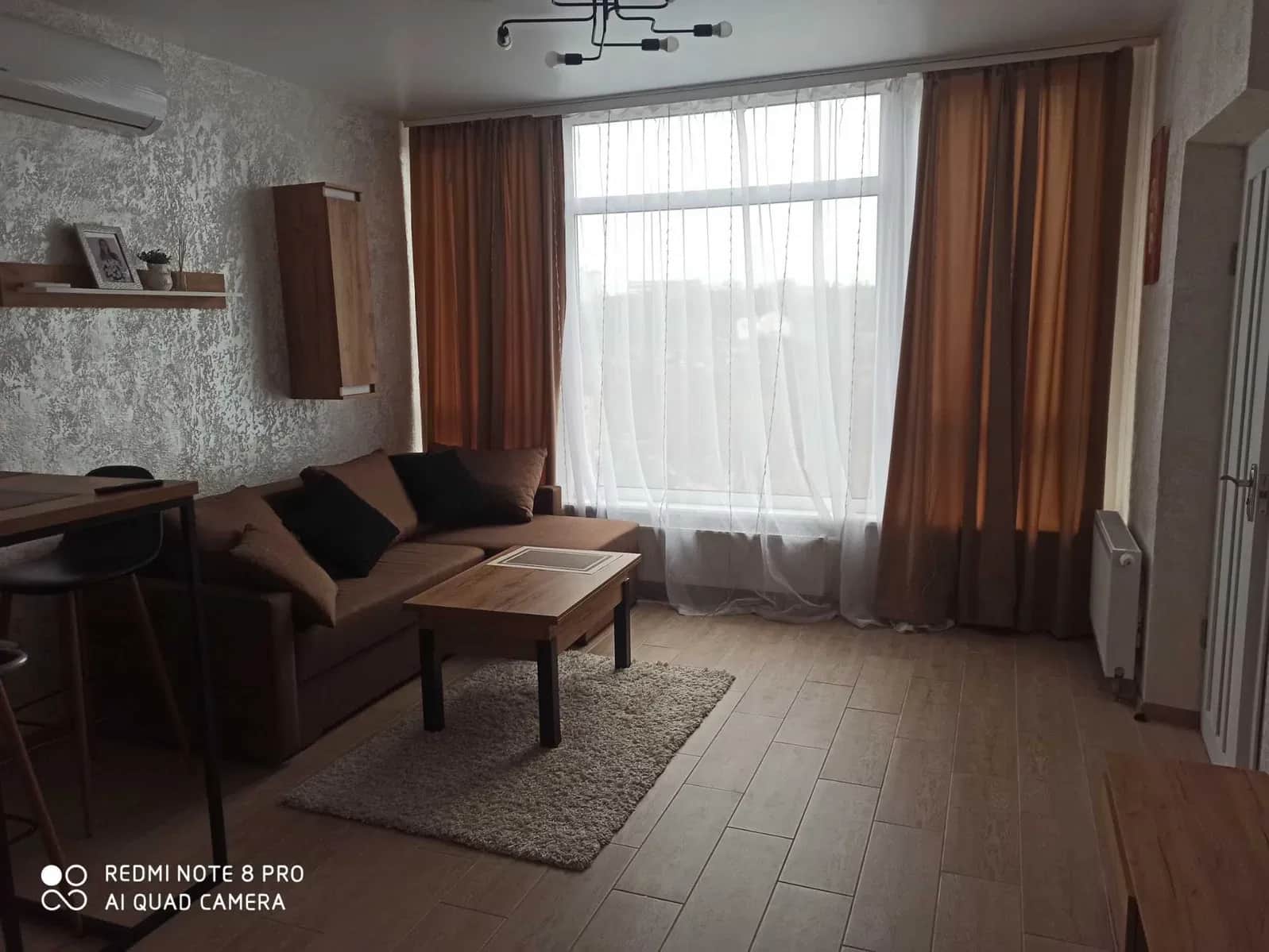 2-кімнатна квартира у ЖК The Lakes: генератор, вид на центр - фото 1