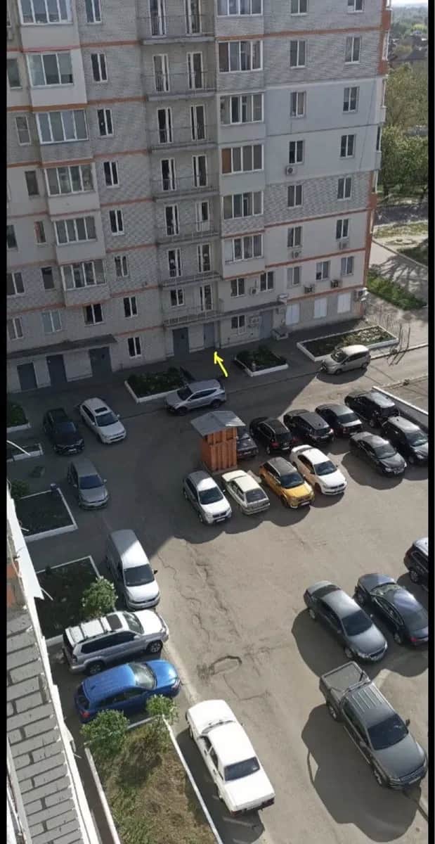 Приміщення, Київський: червона лінія, окремий вихід у двір - фото 2