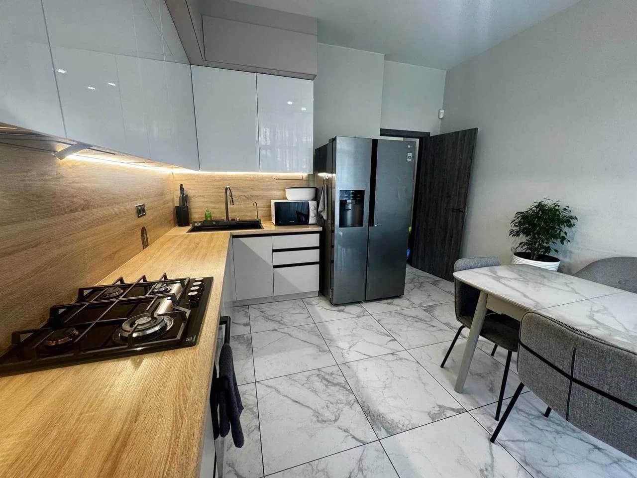 2-кімнатна квартира у ЖК Італійський квартал: тераса 35 м², новий ремонт - фото 1