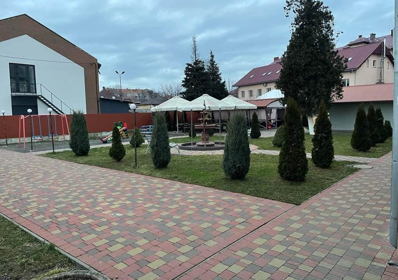 Комерційне приміщення, Доси: можлива переуступка - фото 2