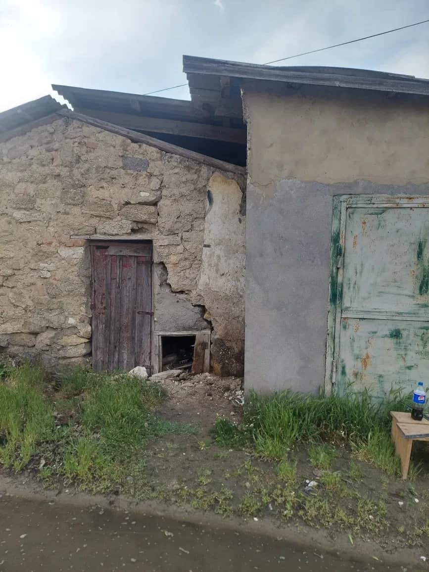 Гараж, Білгород-Дністровський: кімнатка і сарайчик, яма - фото 1