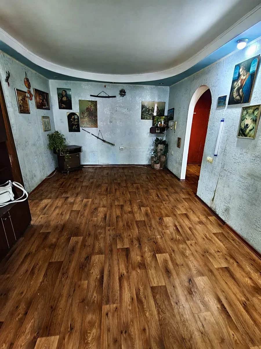 2-кімнатна квартира, Павлоград: центр, гаряча вода, газова колонка - фото 2