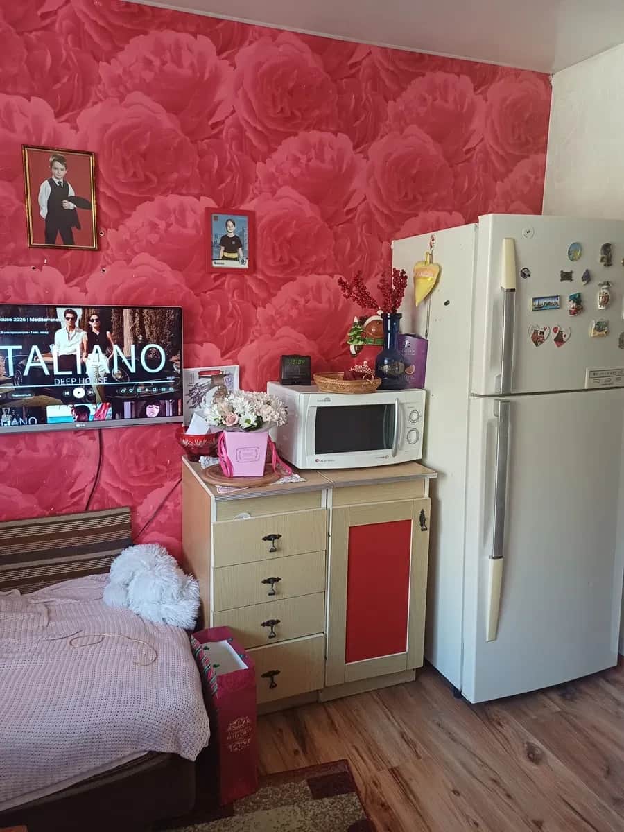 2-кімнатна квартира, Заводський: євроремонт, засклена лоджія, торг - фото 2