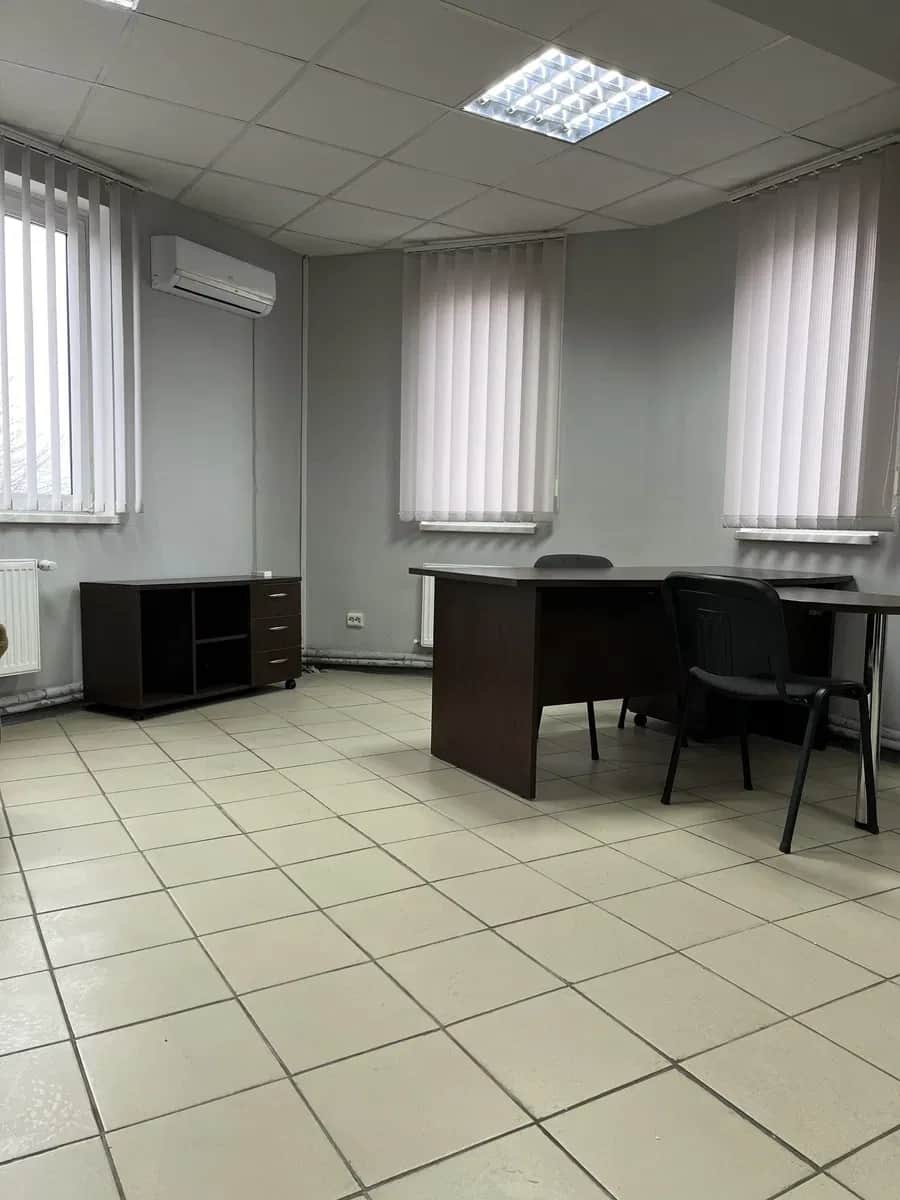 Офіс, Вишгород: фасадне, кабінетне планування, кондиціонер - фото 2