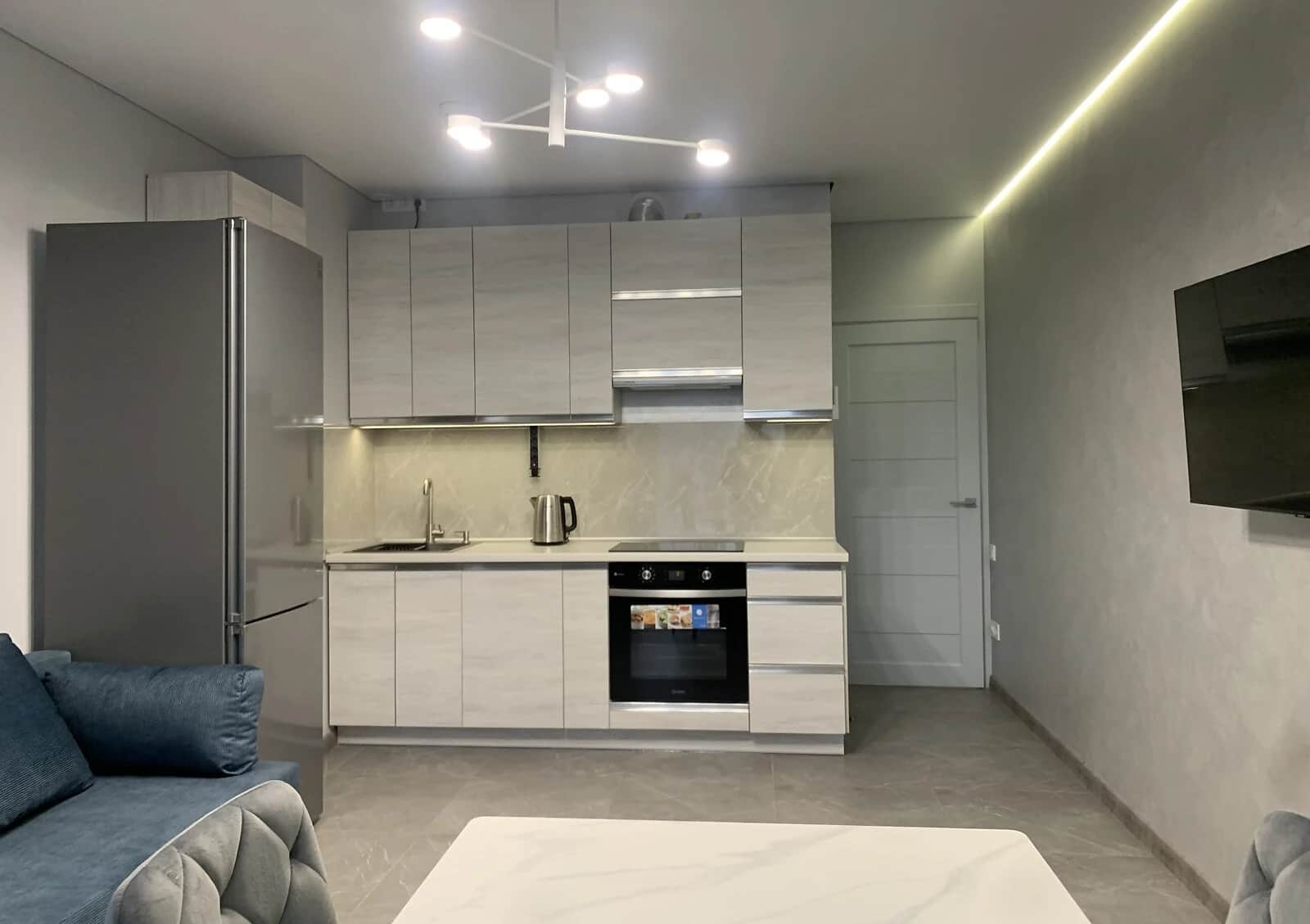 2-кімнатна квартира, Татарка: євроремонт, ліфт і опалення без світла - фото 1