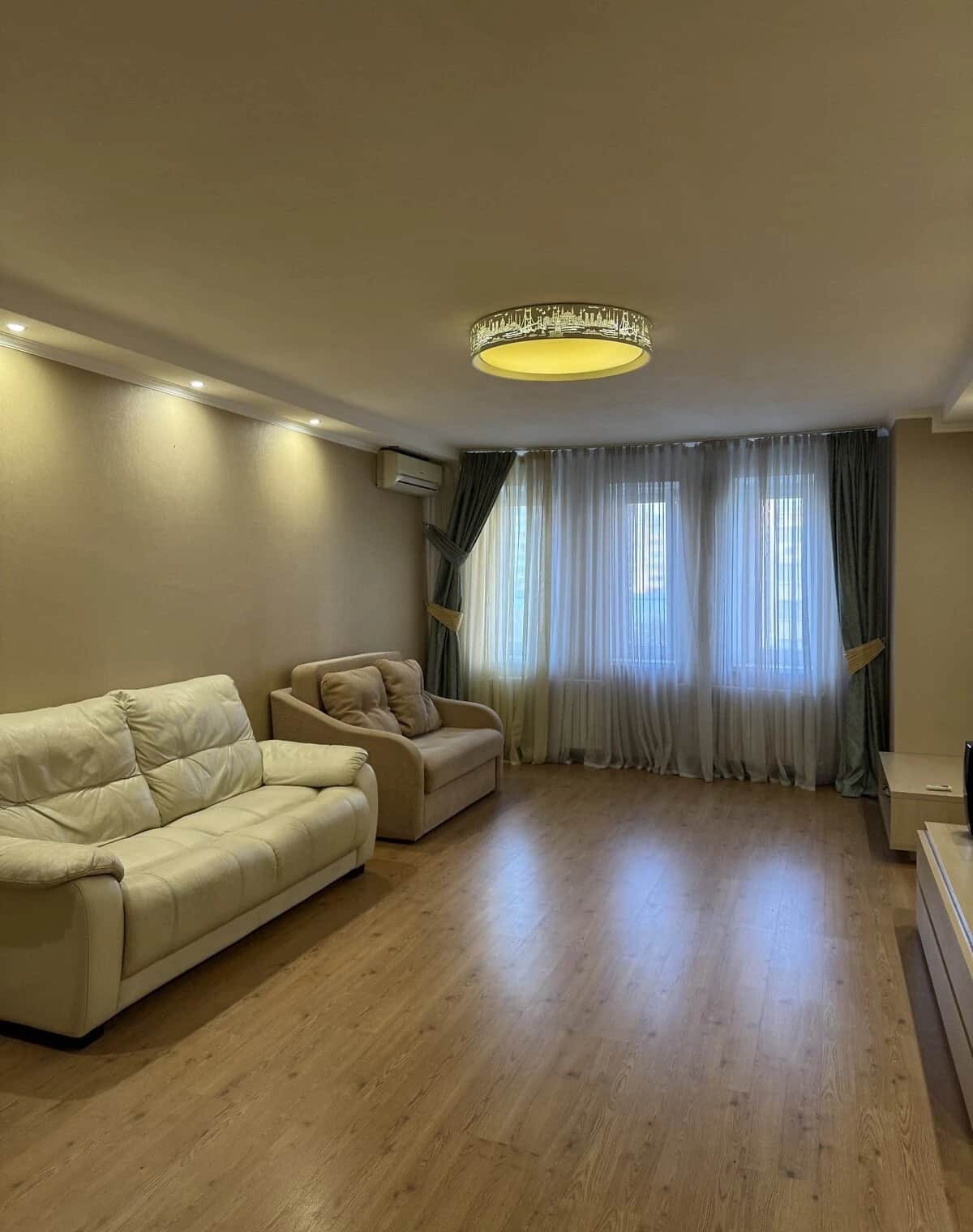 3-кімнатна квартира, Таїрова: євроремонт, 2 санвузли - фото 1