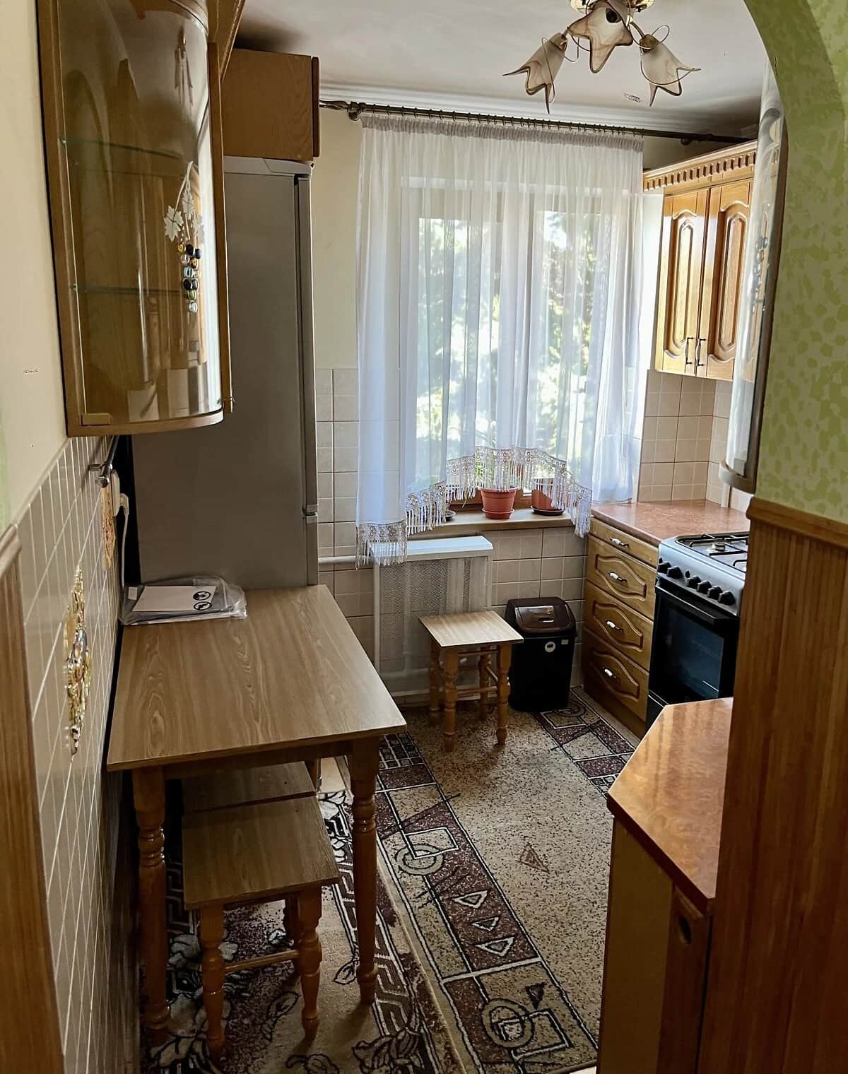 1-кімнатна квартира, Центр: косметичний ремонт, цегляний будинок - фото 2