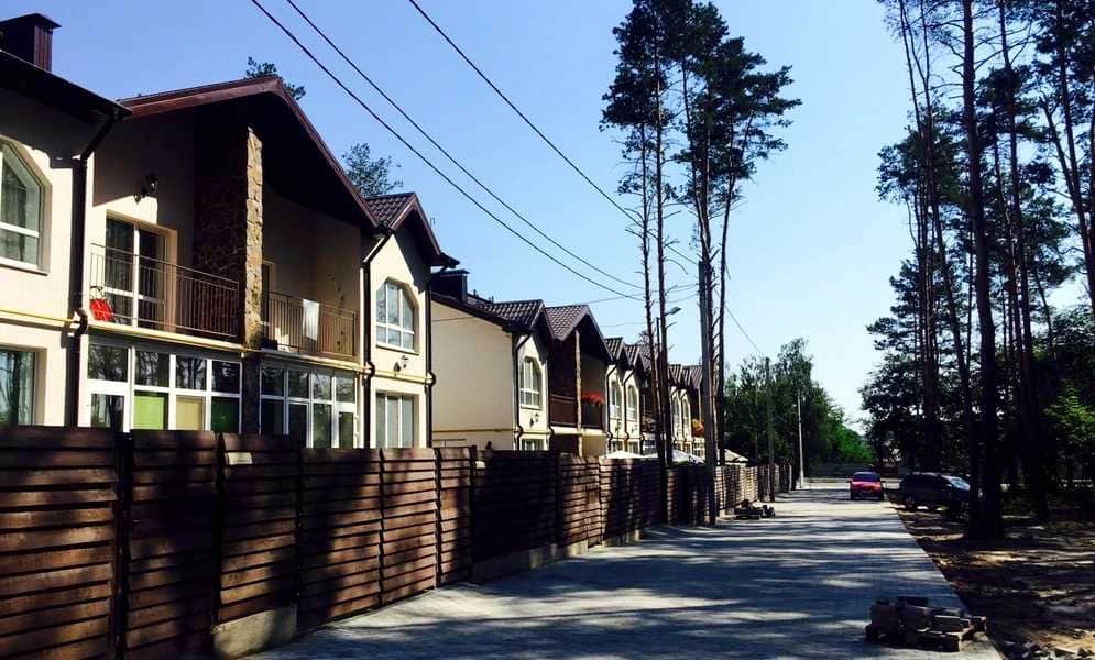 Таунхаус, Таунхауси Чеський двір: парк «Щасливий» 100 м, єОселя - фото 1