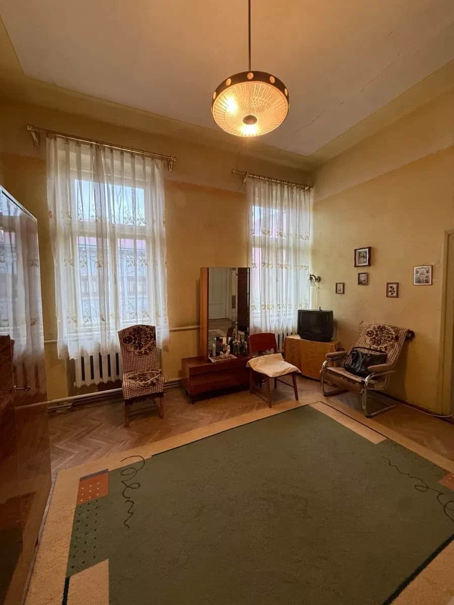 2-кімнатна квартира, Мукачево: для проживання і комерції - фото 2