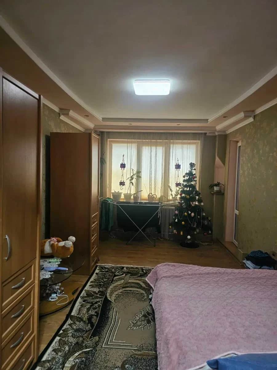 3-кімнатна квартира, Херсон: авторський ремонт, паркувальне місце - фото 1