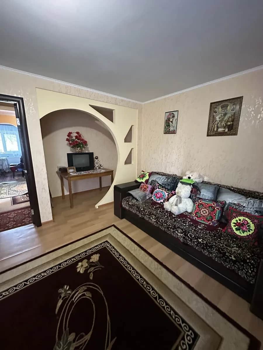 2-кімнатна квартира, Старокостянтинів: гараж, літня кухня, город - фото 2