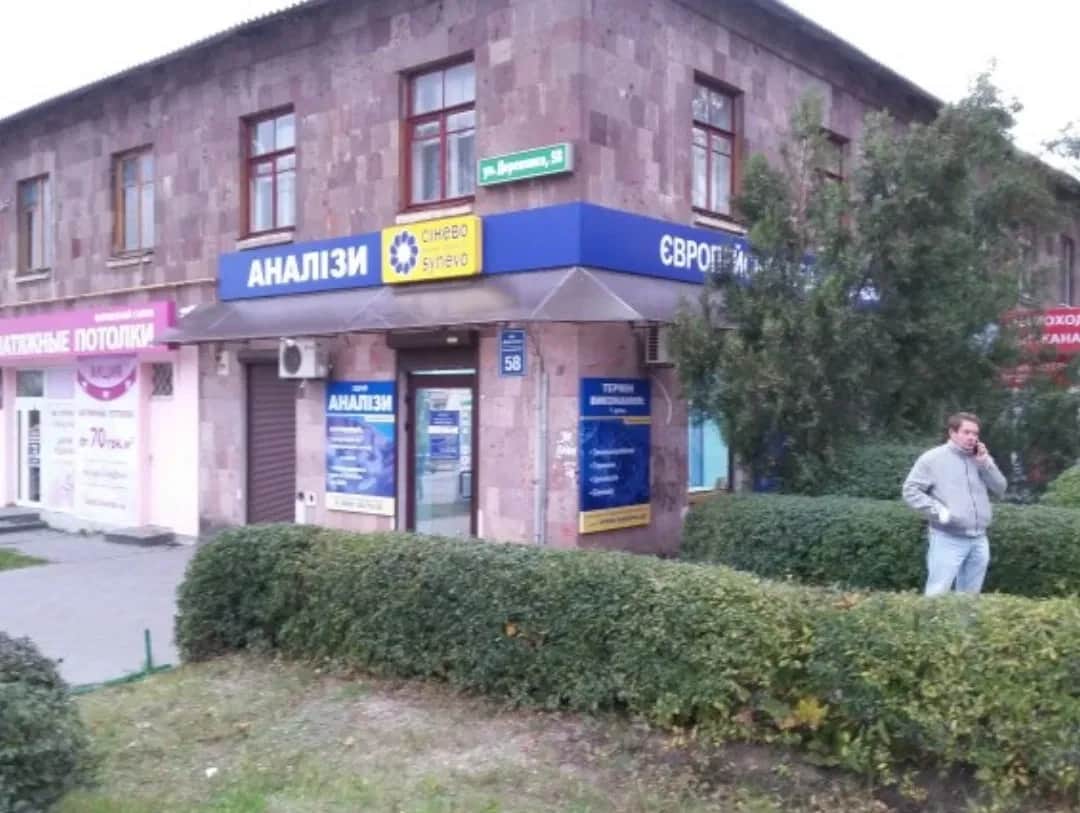 Магазин, Шевченківський: фасадне, капітальний ремонт, панорамні вікна - фото 1