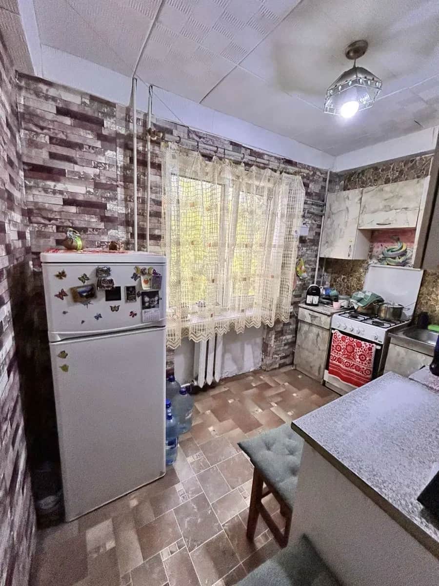 2-кімнатна квартира, Черемушки: меблі й техніка - фото 1