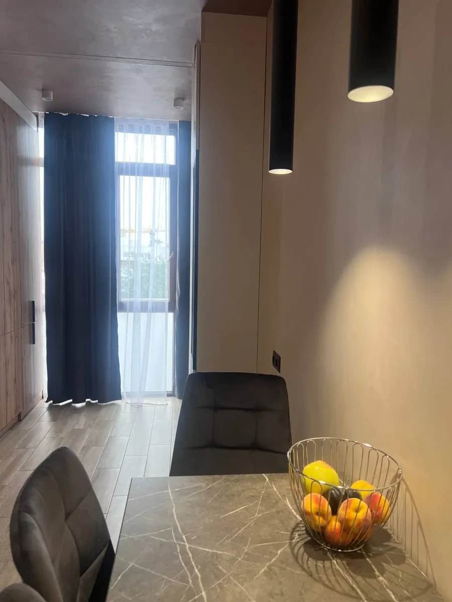 2-кімнатна квартира, Героїв УПА: авторський ремонт, паркомісце - фото 1