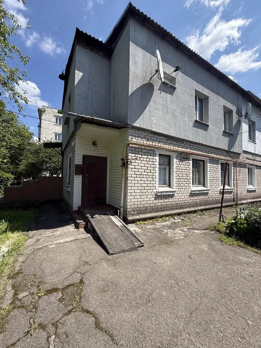 3-кімнатна квартира, Кам’янське: власний дворик, окремий вхід - фото 1