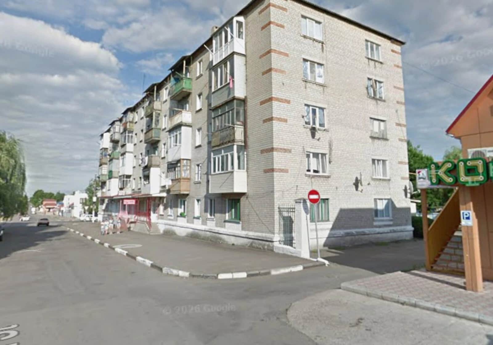 4-кімнатна квартира, Подільськ: 2 входи, балкон, закритий двір - фото 1