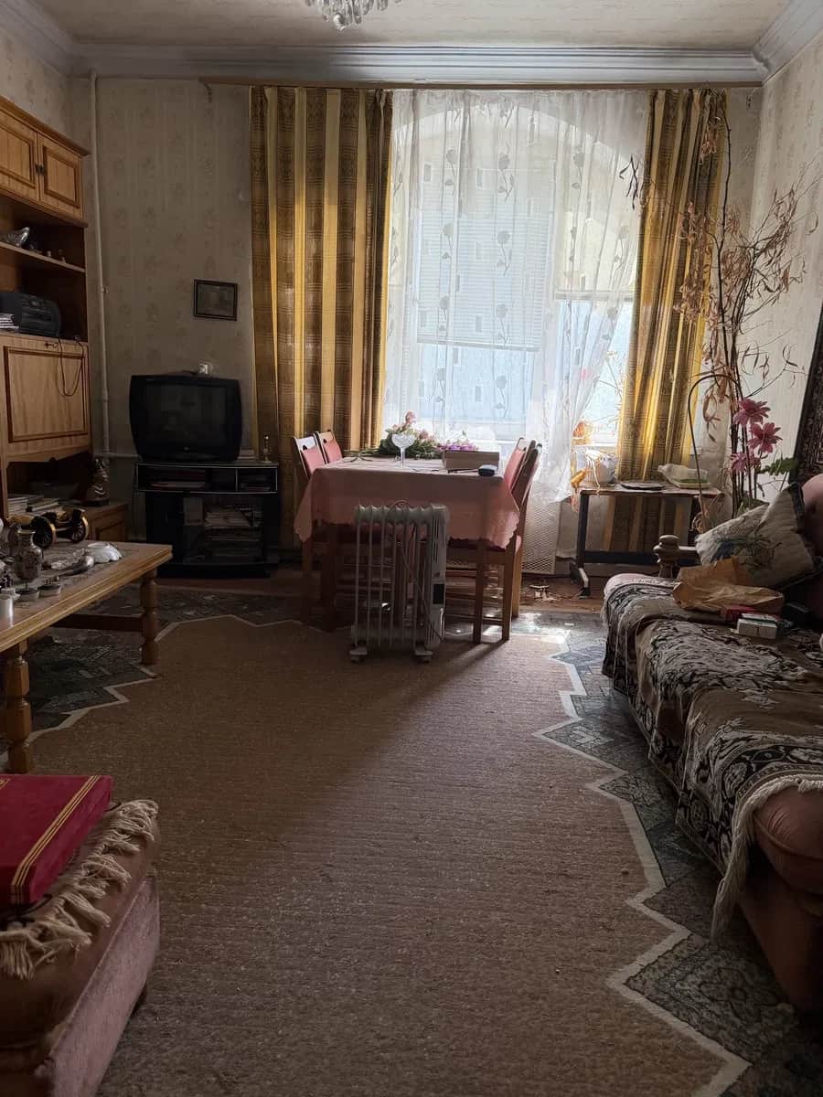 3-кімнатна квартира, Вознесенівський: у центрі, вид на проспект - фото 2