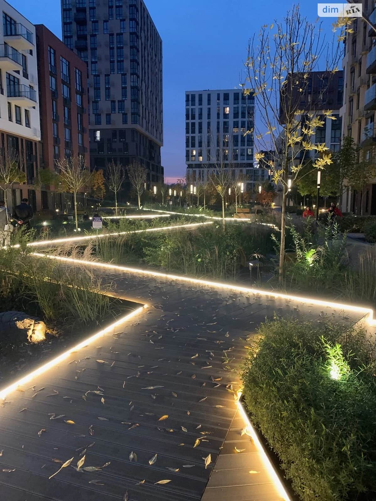 2-кімнатна квартира, Нивки: резервне живлення, новий фонд - фото 1
